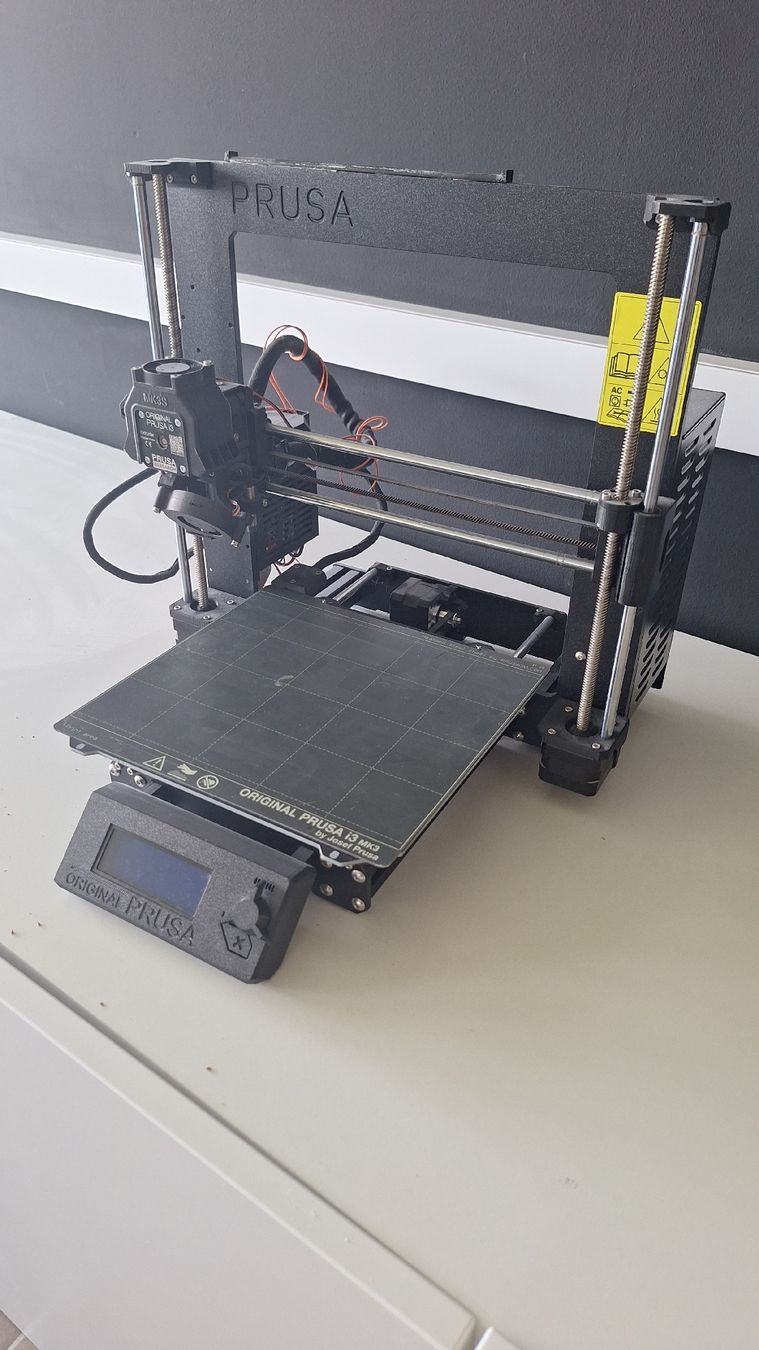 Prusa Stampanti 3D: Prusa MK3 mit Revo Nozzle – Usato da Uznach venduto da E.Munz