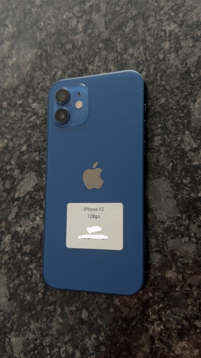 Apple Handys / Smartphones: iPhone 12 128go parfait état  – Gebraucht aus Yverdon-les-Bains von ame_7f2x 1