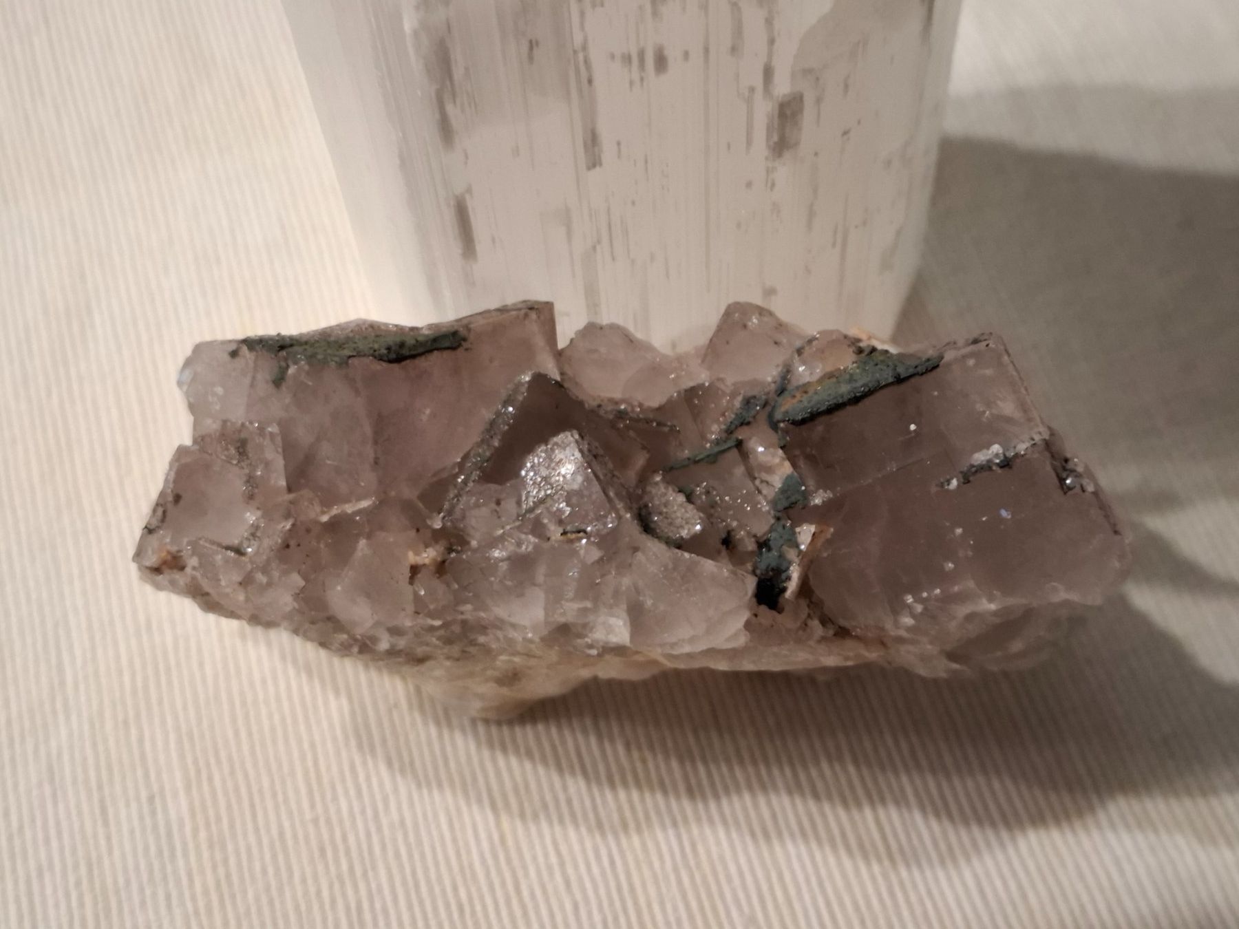 Minerali & Pietre curative: Fluorit Mineral 407 Gramm – Usato da Zwieselberg venduto da Halifaxmendusli