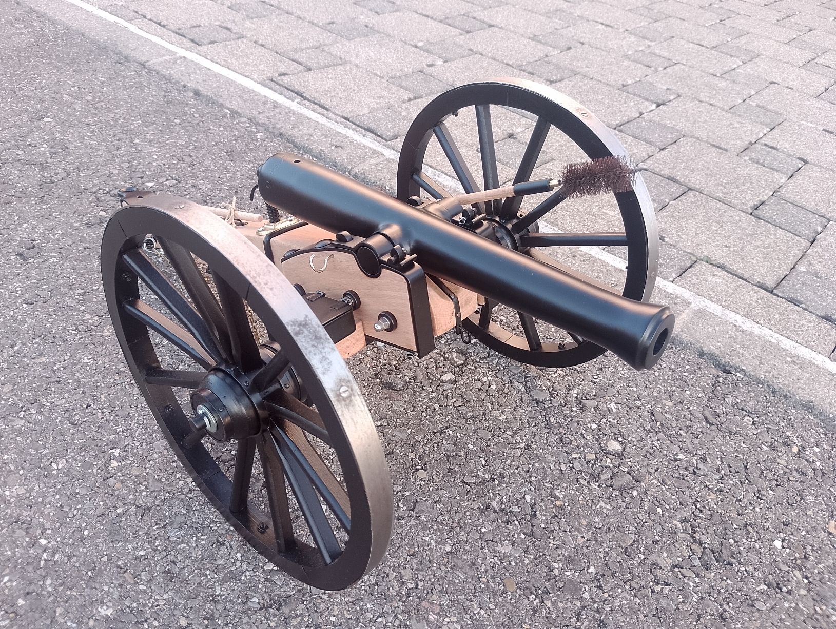 Kit di modellismo & Modellini statici: Modell Kanone von Jukar Spain – Usato da Safenwil venduto da dodgewc12
