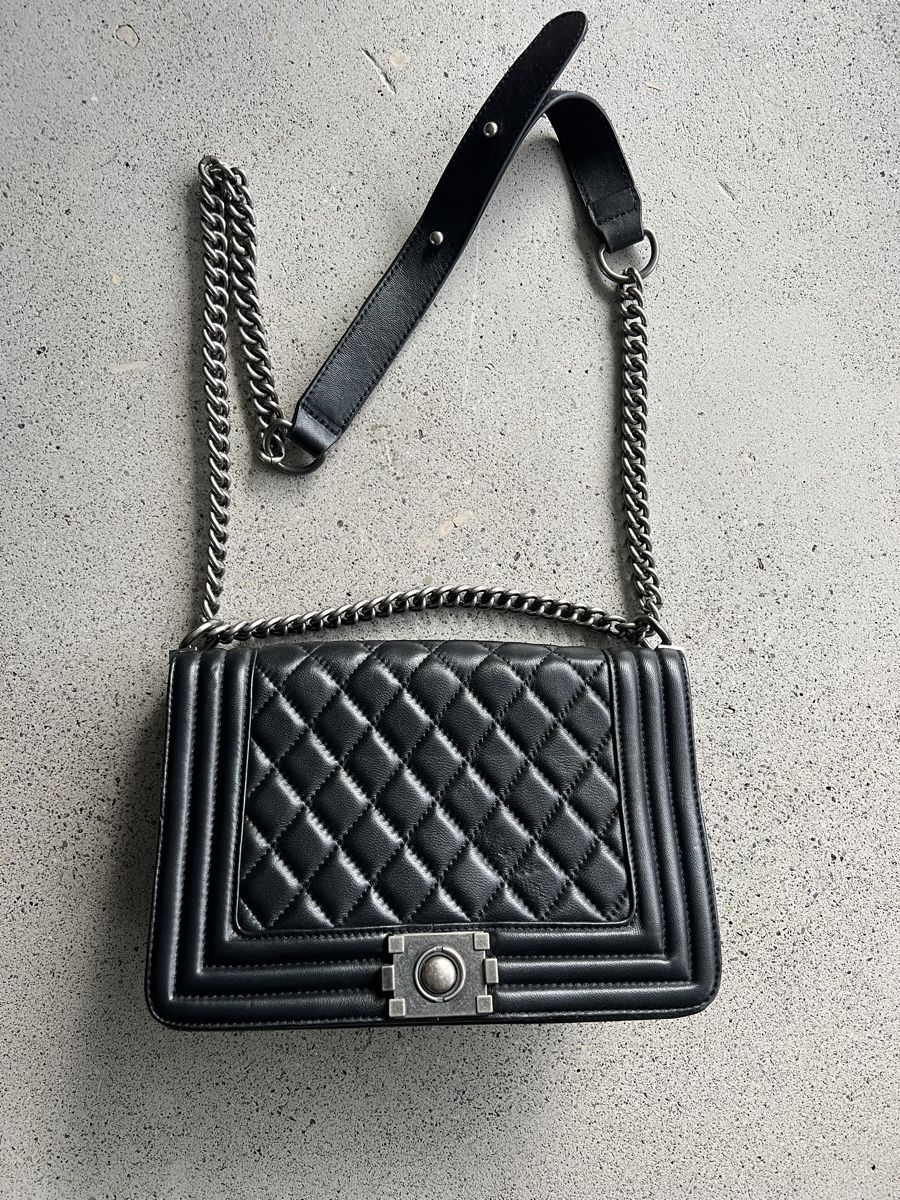 Borse da donna: Schultertasche Leder Schwarz – Nuovo e nell'imballaggio originale da Richterswil venduto da Solemare47Nicole
