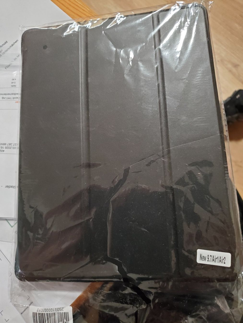 Covers & Taschen: I pad hülle schwarz 9.7 oder air1 oder air2 – Neu und originalverpackt aus unterschächen von explos 2