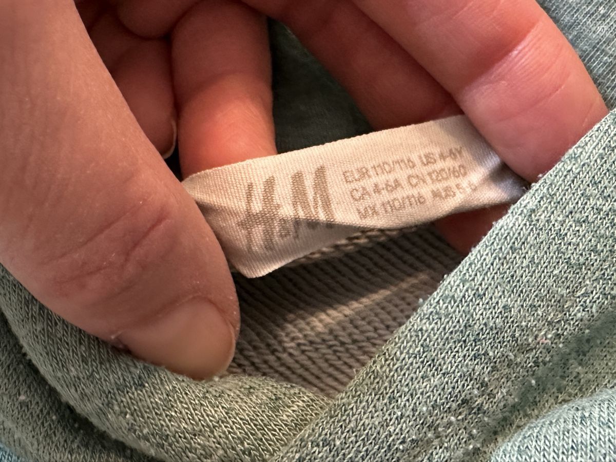 H&M Maglioni & Felpe: h&m Pulli Mogli & Balu 110/116 – Usato da Zürich venduto da Paleardi 1