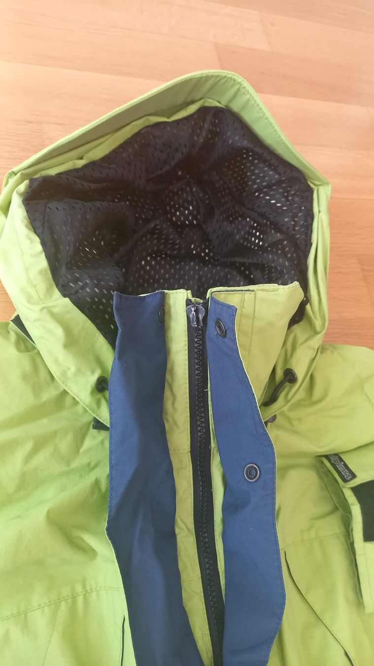 Giacche: Jacke alpinus Gr. M Wasserdicht – Usato da Killwangen venduto da natszp 1