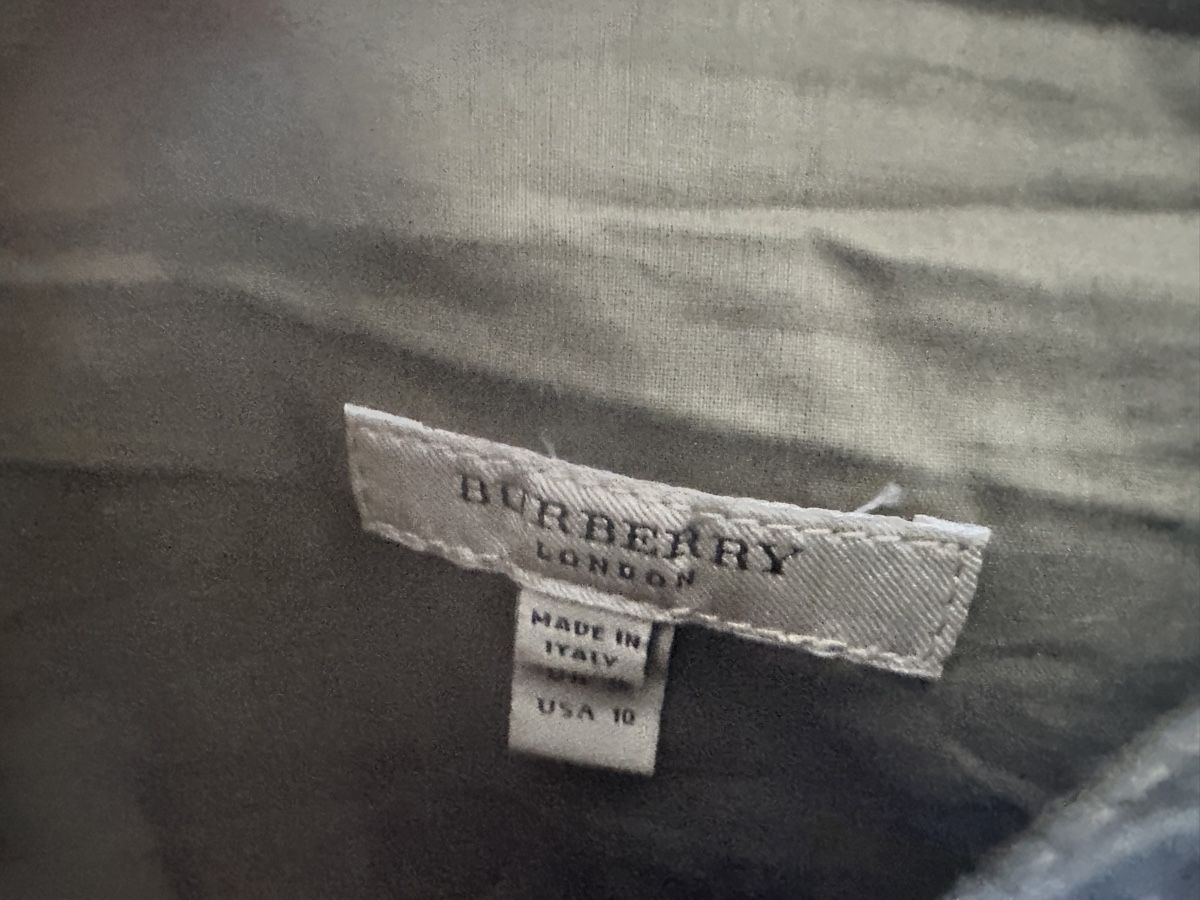 Burberry Gonne: Burberry Rock Gr 40 – Usato da Basel venduto da boo_dc8c 2