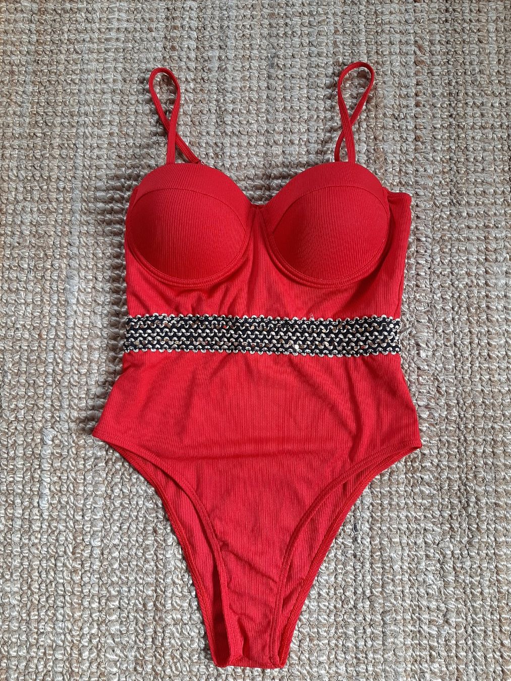 Badekleider & Bikinis: Maillot de bain rouge NEUF taille M – Neu und originalverpackt aus Lausanne von Cognitia