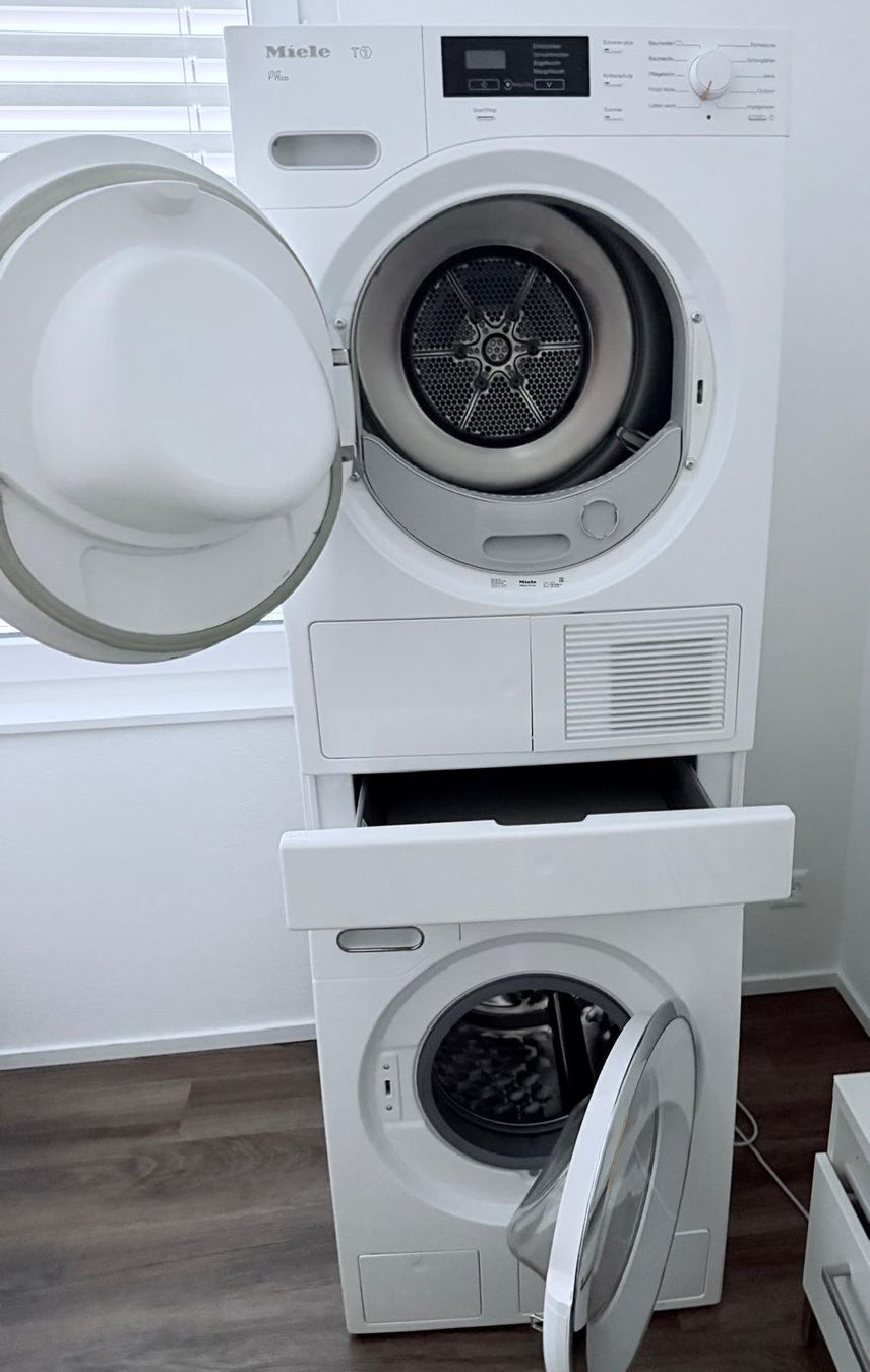 Miele Lavatrici: MIELE WASCHMASCHINE WASCHTURM – Usato da Busswil TG venduto da Boss77 1