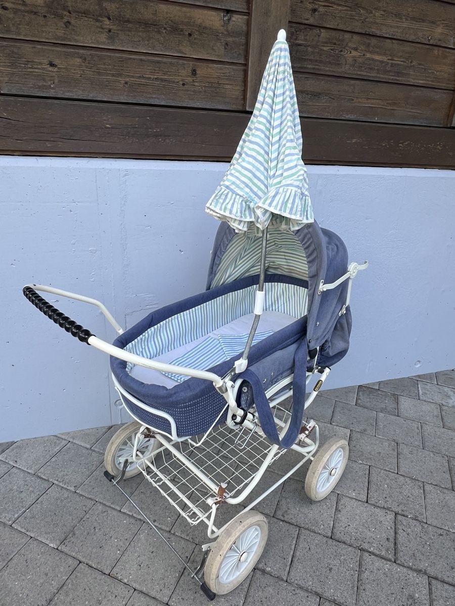 Carrozzine: Kinderwagen  – Usato da Lurtigen venduto da jun_7s7k 3
