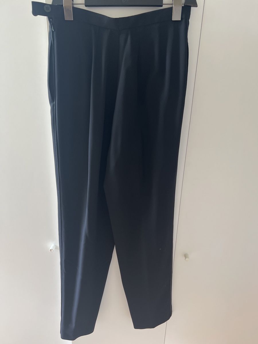 Armani Pantaloni: Giorgio Armani Hose schwarz – Usato da Zollikon venduto da adr_c6zs 2