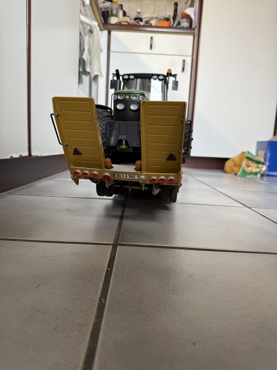 Wedico RC Modellbau: Wedico Tieflader mit 2 Bruder Traktoren – Gebraucht aus Winikon von cabriofan01 2