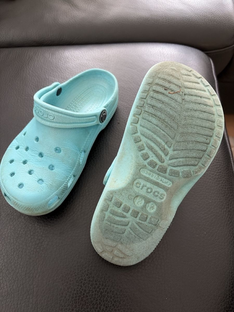 Scarpe per ragazzi: Crocs hellblau Größe 12/13 – Usato da Galgenen venduto da Hawaii021 1