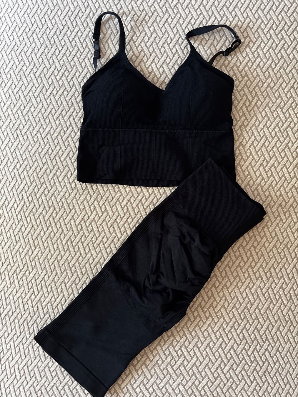 Leggings: Sport set – Nuovo e nell'imballaggio originale da Bern venduto da ViksiBash 2