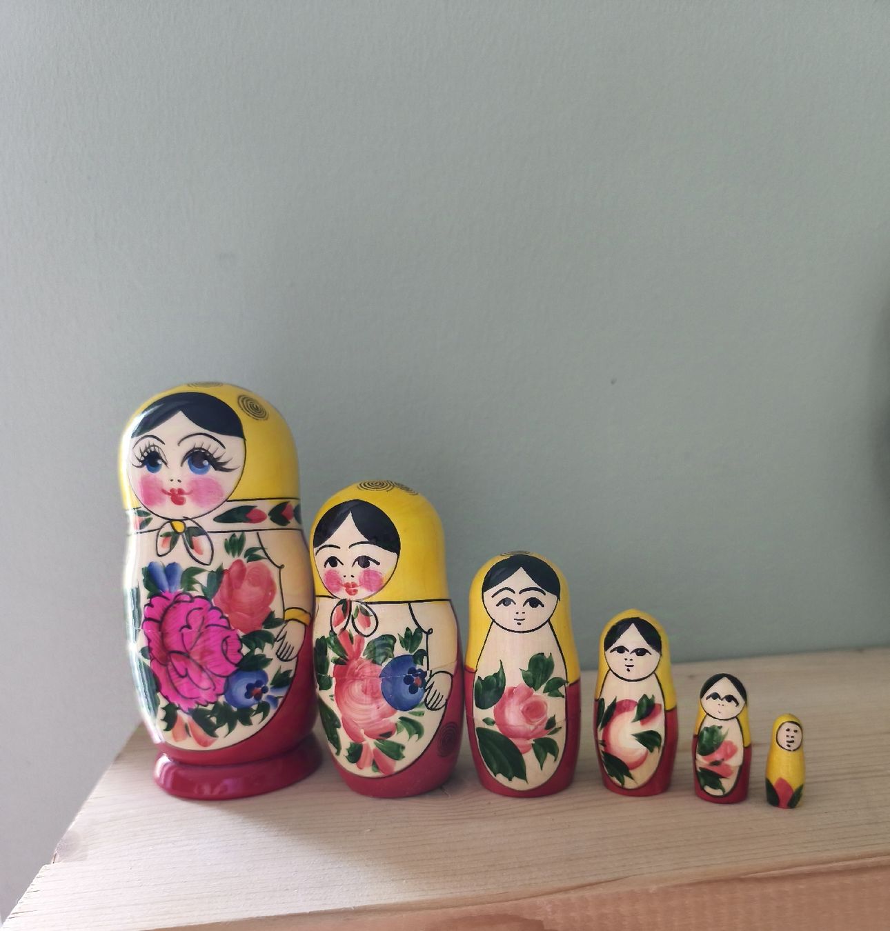 Figuren: Poupée russe décorée 6 pièces  – Neu und originalverpackt aus Orbe von don_ym8h 1