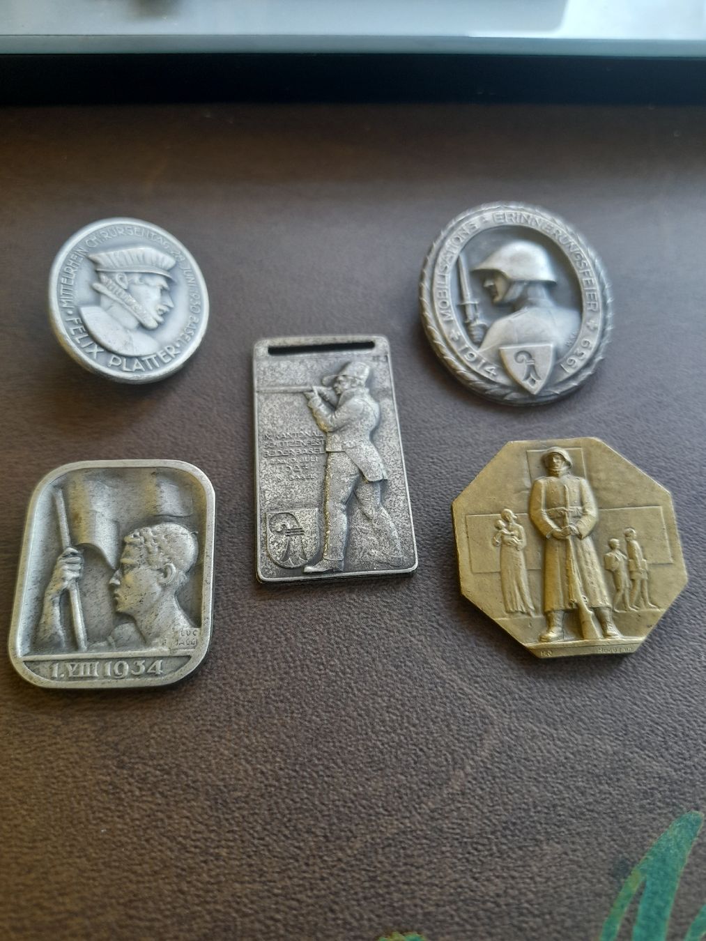 Broches & Aiguilles: Lot, 5 Schweizer Abzeichen, Anhänger, Brosche – D'occasion à Basel par Basel_20 1