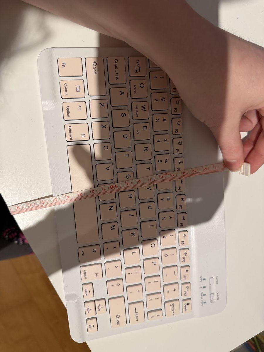 Claviers: Tastatur – Neuf (Voir description) à Pfäffikon ZH par JanineZ98 2