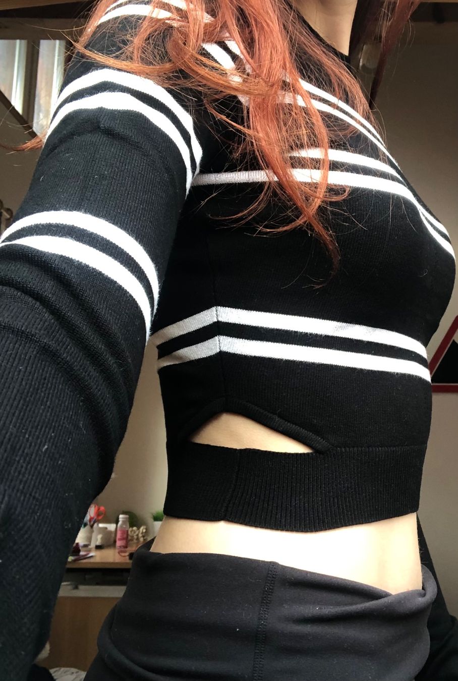 Guess Tops: Pull Guess – D'occasion à Bulle par sop_ct6x 1