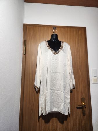 Tunique  soie  crème manches longues détails brodés L/XL 