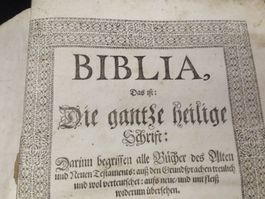 ANTIKE BIBEL / TESTAMENT AUS 1691