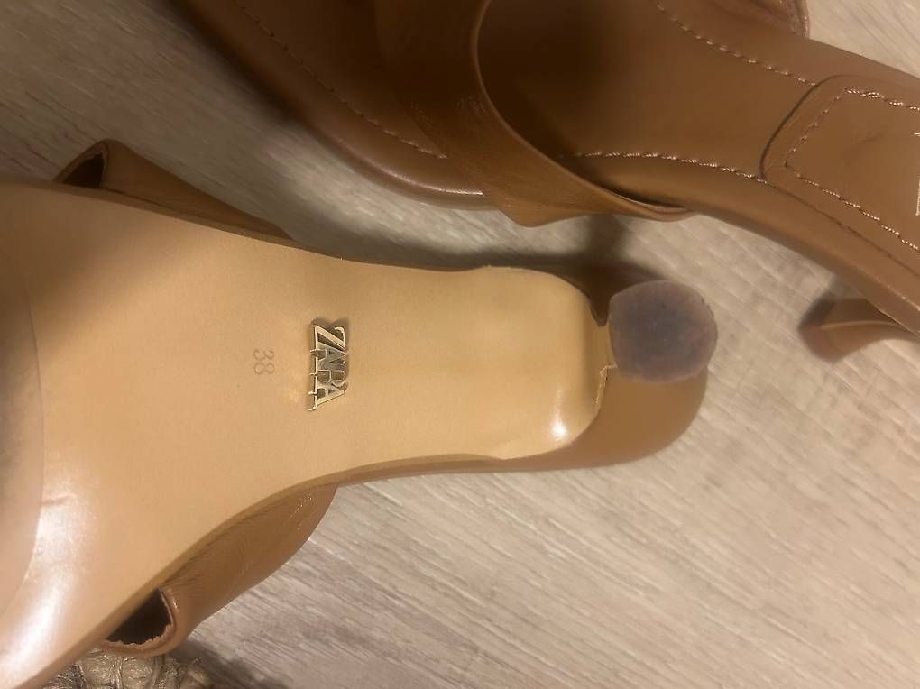 Damenschuhe: Zara Sandalen 38 – Gebraucht aus Muttenz von smile62 2