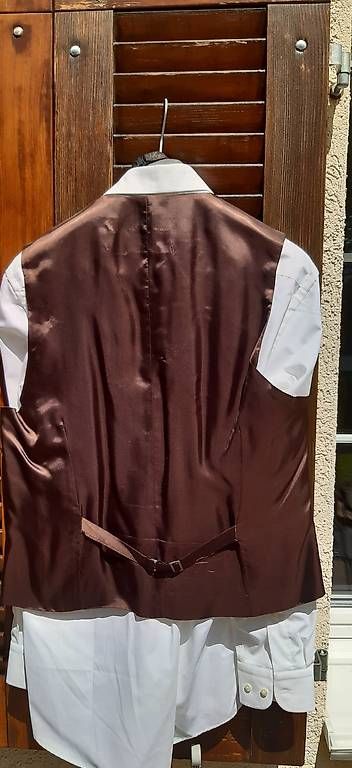 Completi: Herren Anzug – Usato da Ganterschwil venduto da Sunne6 2