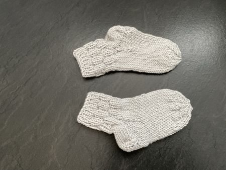 Handgestrickte Baby-Kinder-Socken Fusslänge 12 cm Gr.20/21