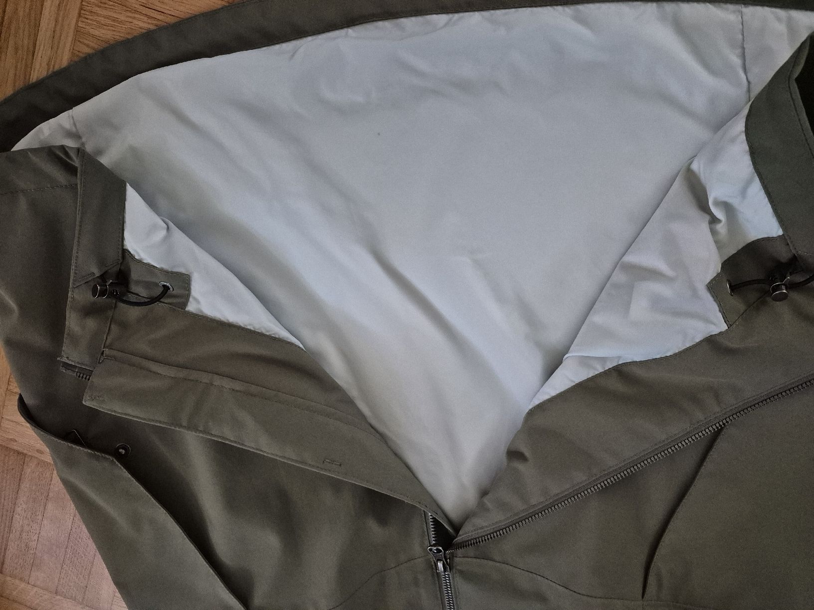 Didriksons Cappotti: Didricksons jacke num.42 np : 230,- – Usato da Wetzikon ZH venduto da Santalik 1