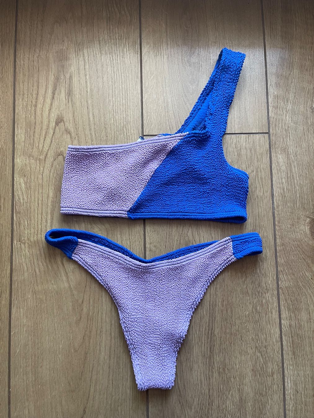 Costumi da bagno & Bikini: Badeanzug Bound by Bond-Eye. Nagelneu! – Nuovo e nell'imballaggio originale da Schaffhausen venduto da Mea_85 1