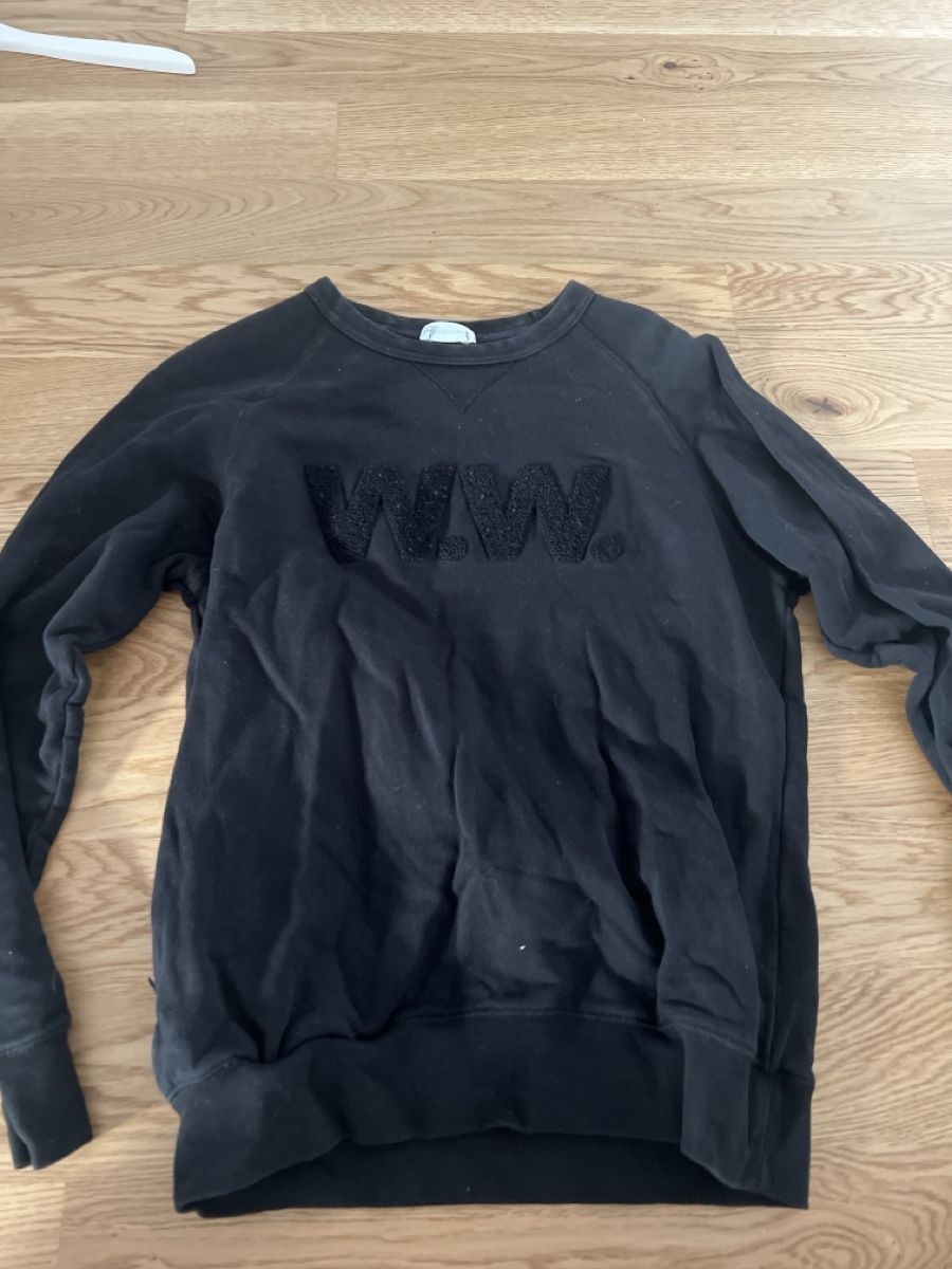 Maglioni & Felpe: Wood Wood Pulli, Schwarz, Grösse S/M – Usato da Thun venduto da mause_baer13
