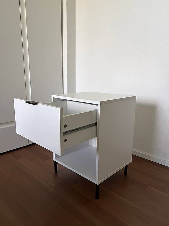 Conforama Nachttische: Table de chevet – Gebraucht aus Neuchâtel von gon_hvy2 2