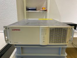 Compaq R3000h Rack USV / UPS 3000VA - Akku Defekt