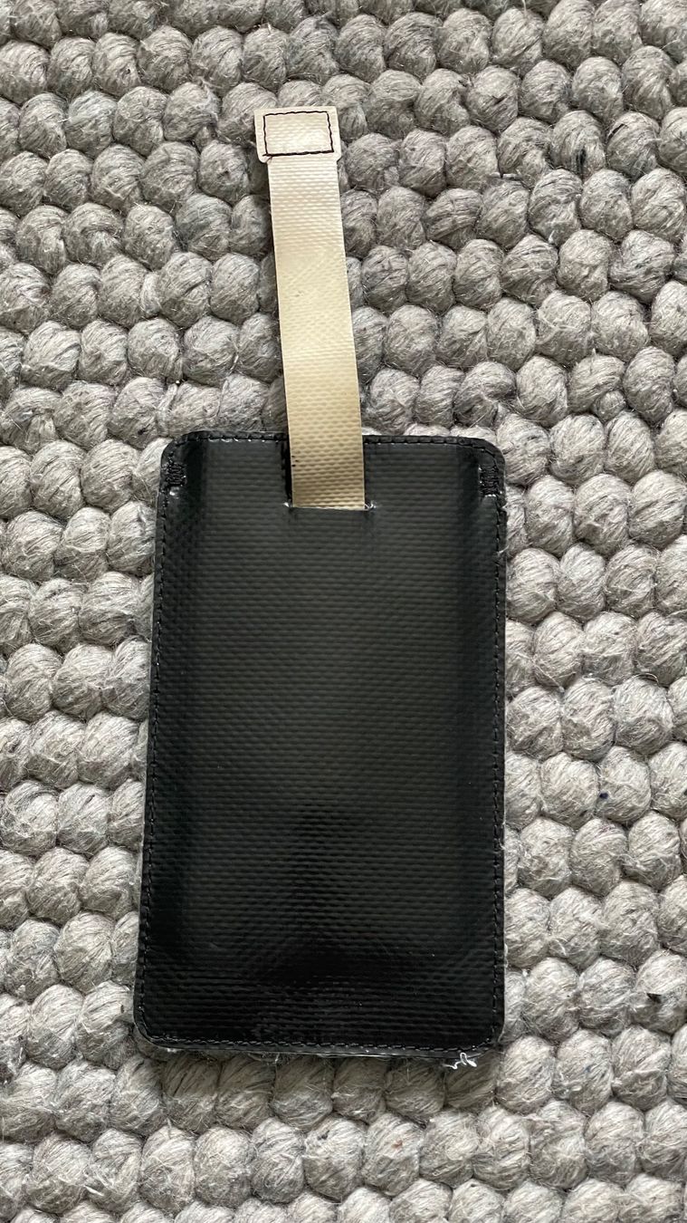 Freitag Cover & Protezioni schermo: FREITAG Handyhülle 9,5x16,5cm – Usato da Adlikon b.Regensdf venduto da claureen 2