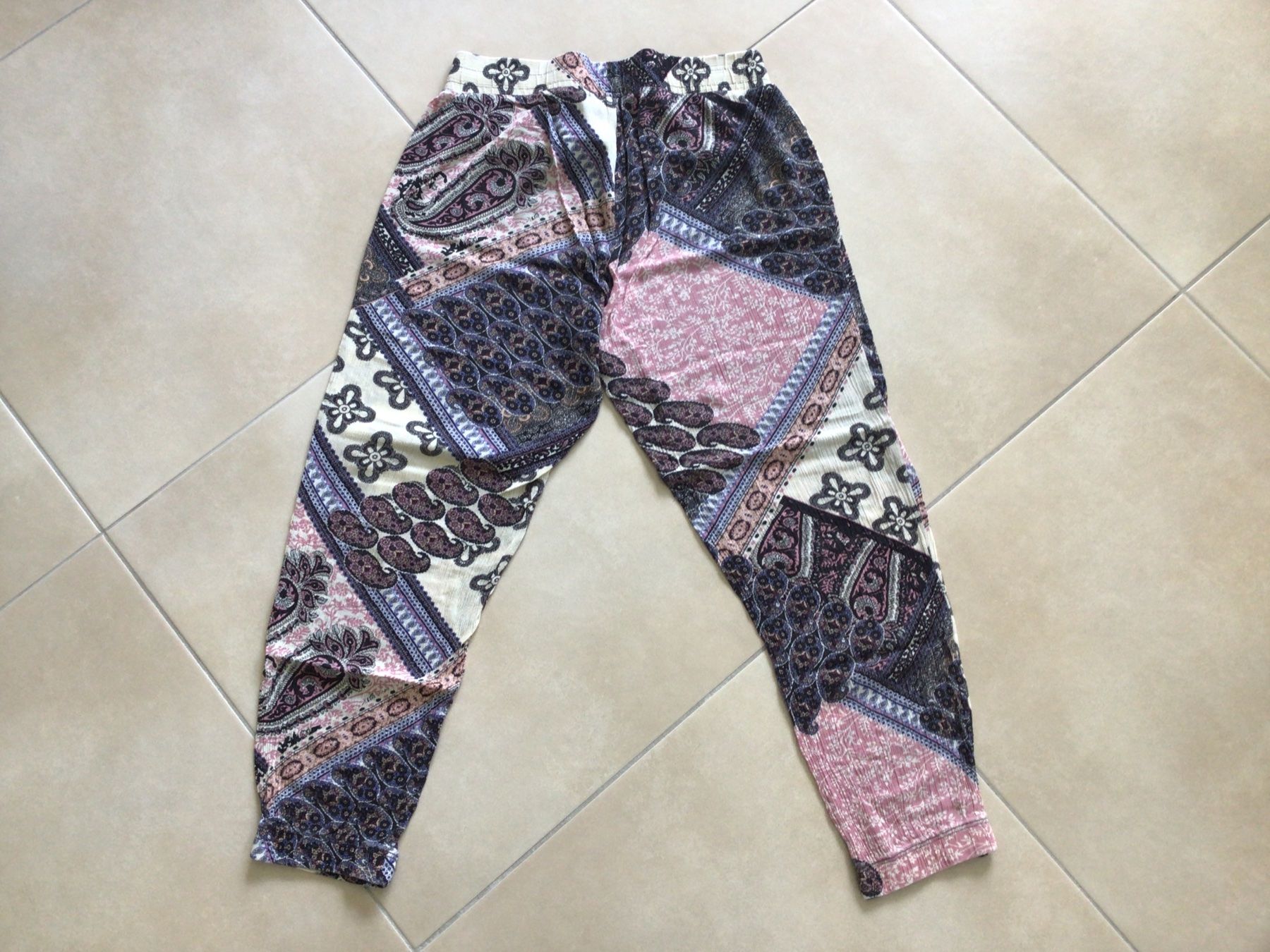 Pantaloni: Hose von Tezenis – Usato da Frauenfeld venduto da Stehojen 1