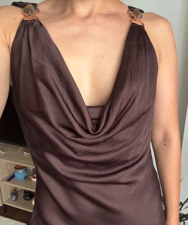 Brown dress