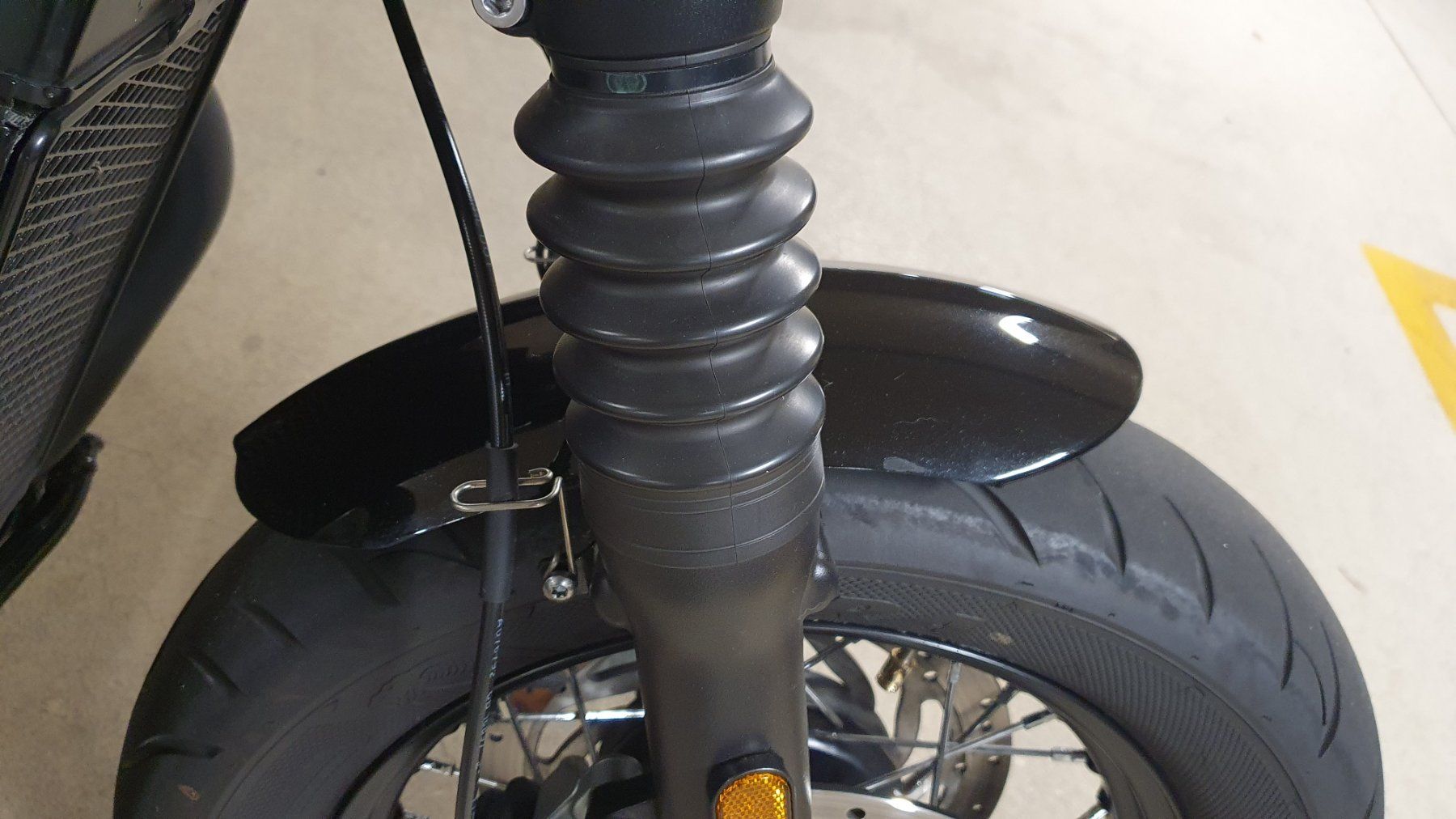 Triumph Strada: Triumph Bonneville Bobber Black – Usato da Nänikon venduto da Helvetia69 5