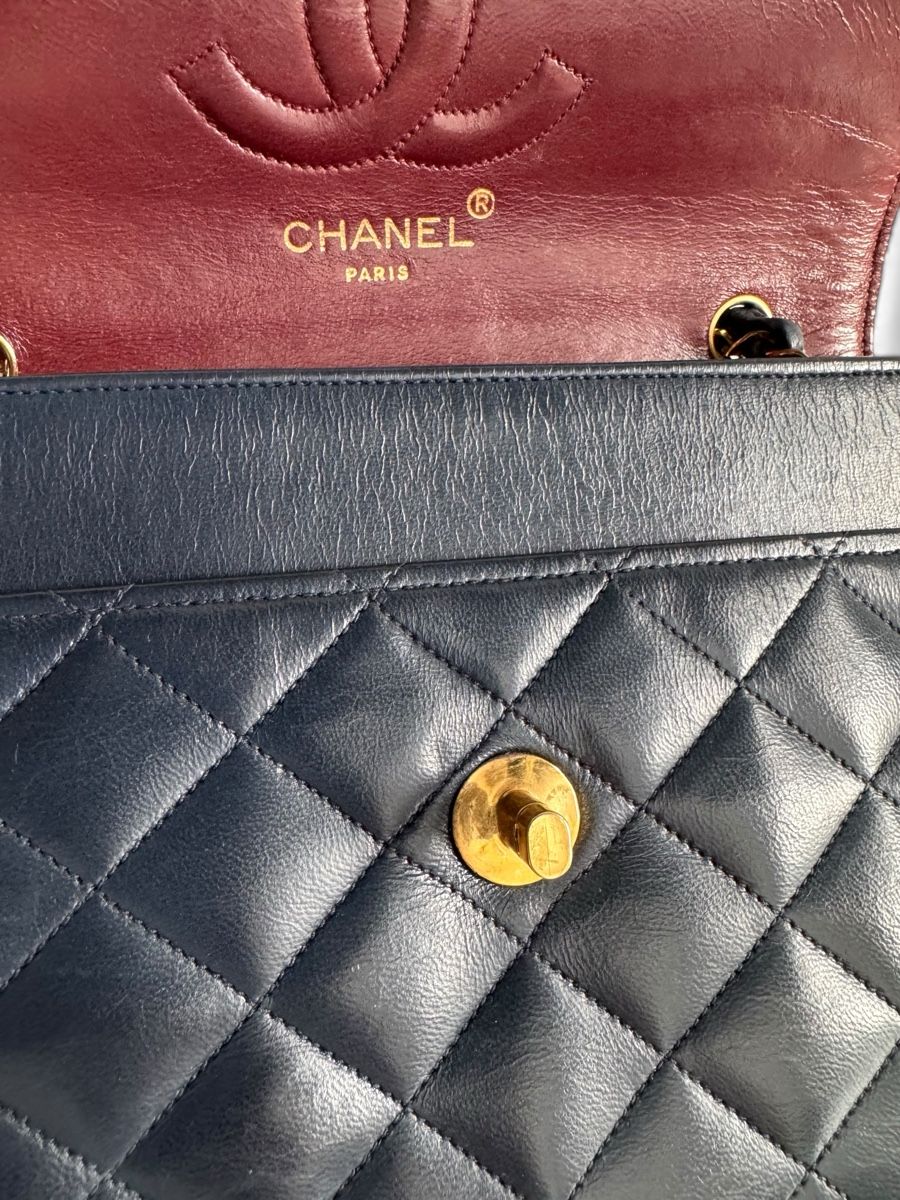 Chanel Borse da donna: CHANEL Lambskin Quilted Small Single Flap Tasche – Usato da Kriens venduto da hannaandkiko 7