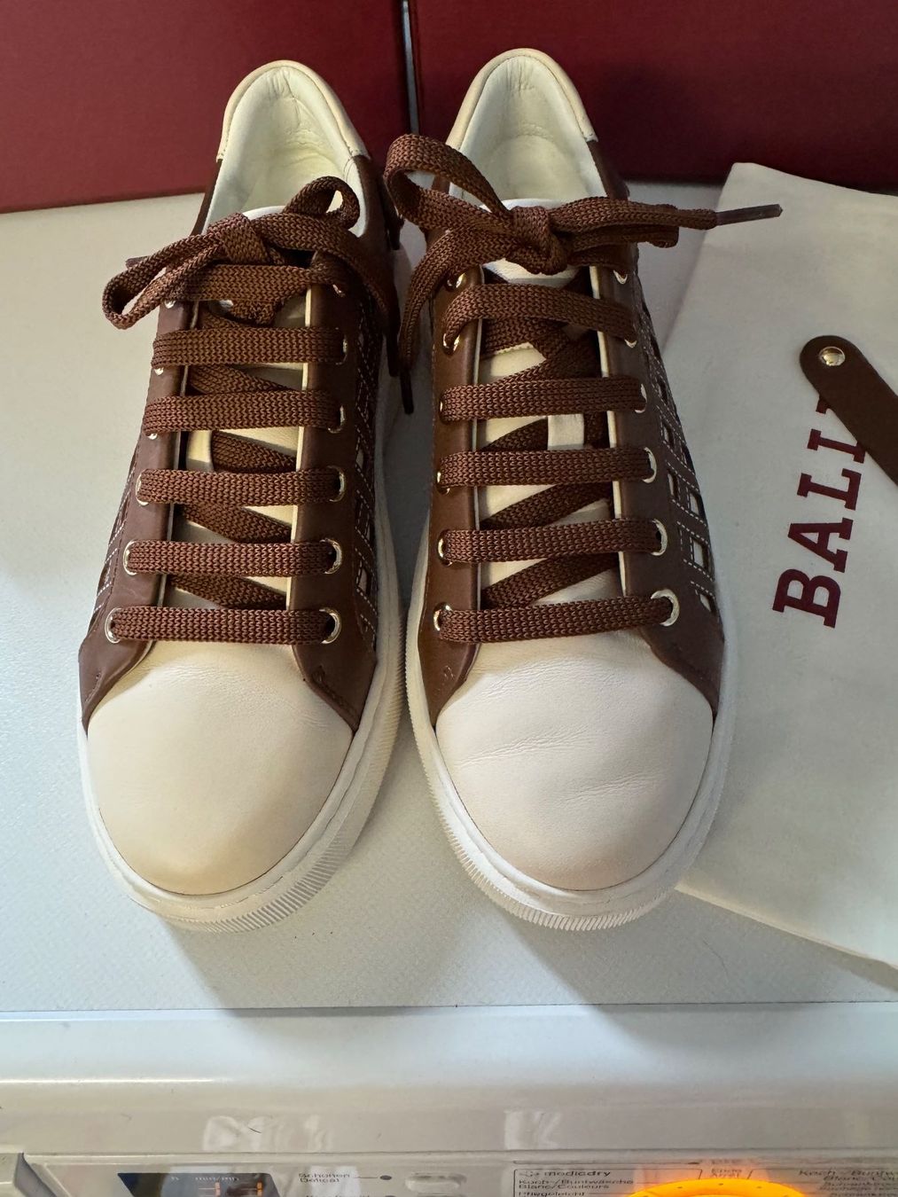 Bally Damenschuhe: Bally Sneaker Gr. 37,5 NEU – Neu und originalverpackt aus Pfäffikon ZH von Margot1 1