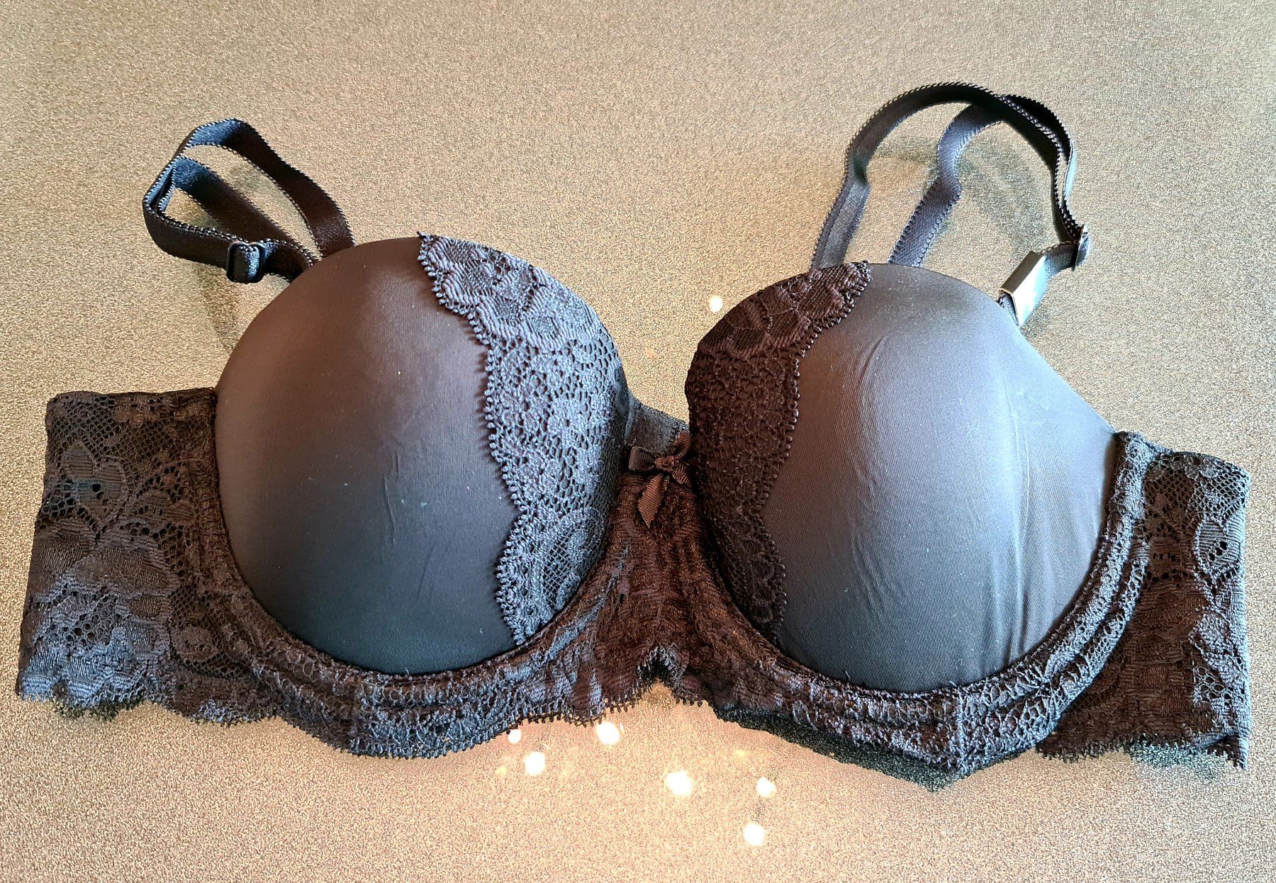 Victoria's Secret Altra biancheria intima: BH Victorias Secret 34A – Nuovo e nell'imballaggio originale da Meggen venduto da everydaysale