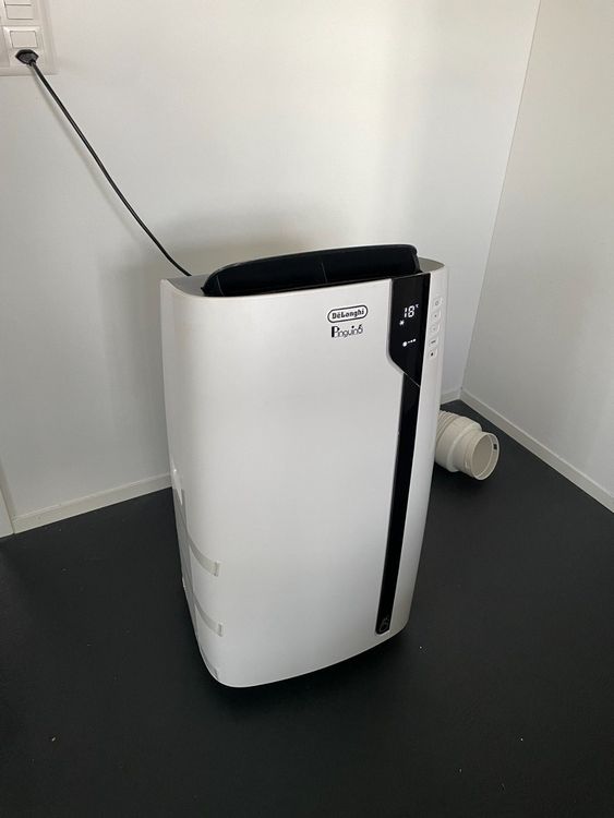 De'Longhi Pac EX120 Silent Climatizzatore Portatile Pinguino, 1050 W, Plastica, Nero