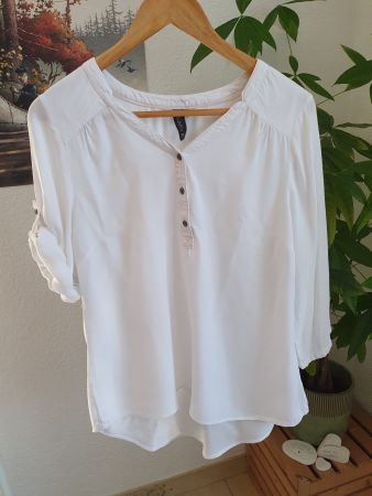 Blouse blanche taille 36, légère et stylée