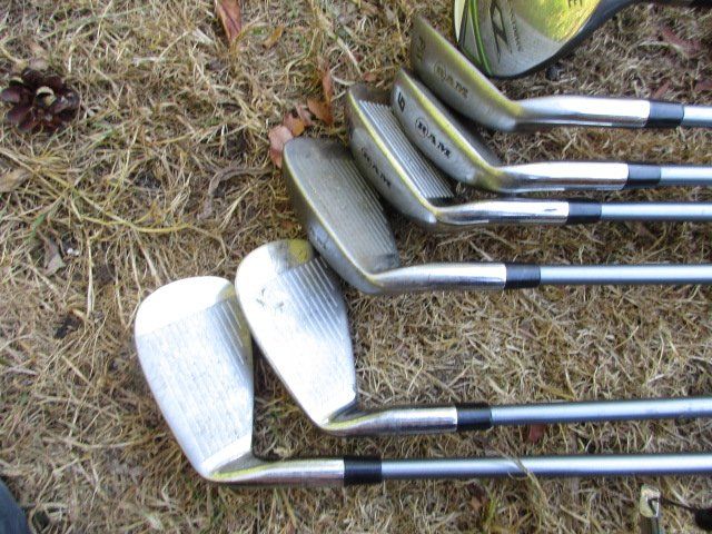 Mazze & Set: Frauen Golfschläger Set mit Tasche – Usato da Ottikon venduto da Locomotive01 6
