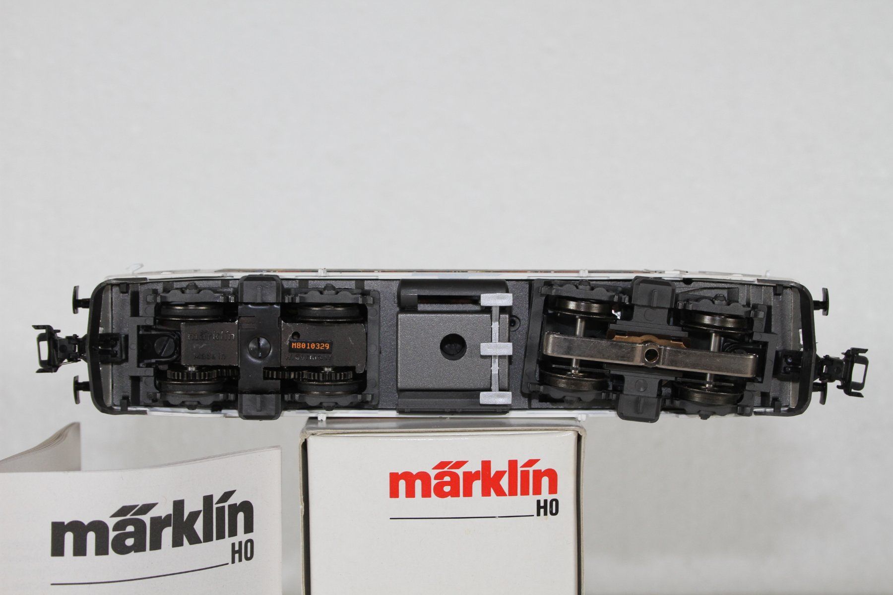 Märklin 34303 Re 4/4 IV, 446, 150 Jahre Schweizer Bahnen (Gebraucht) in ...