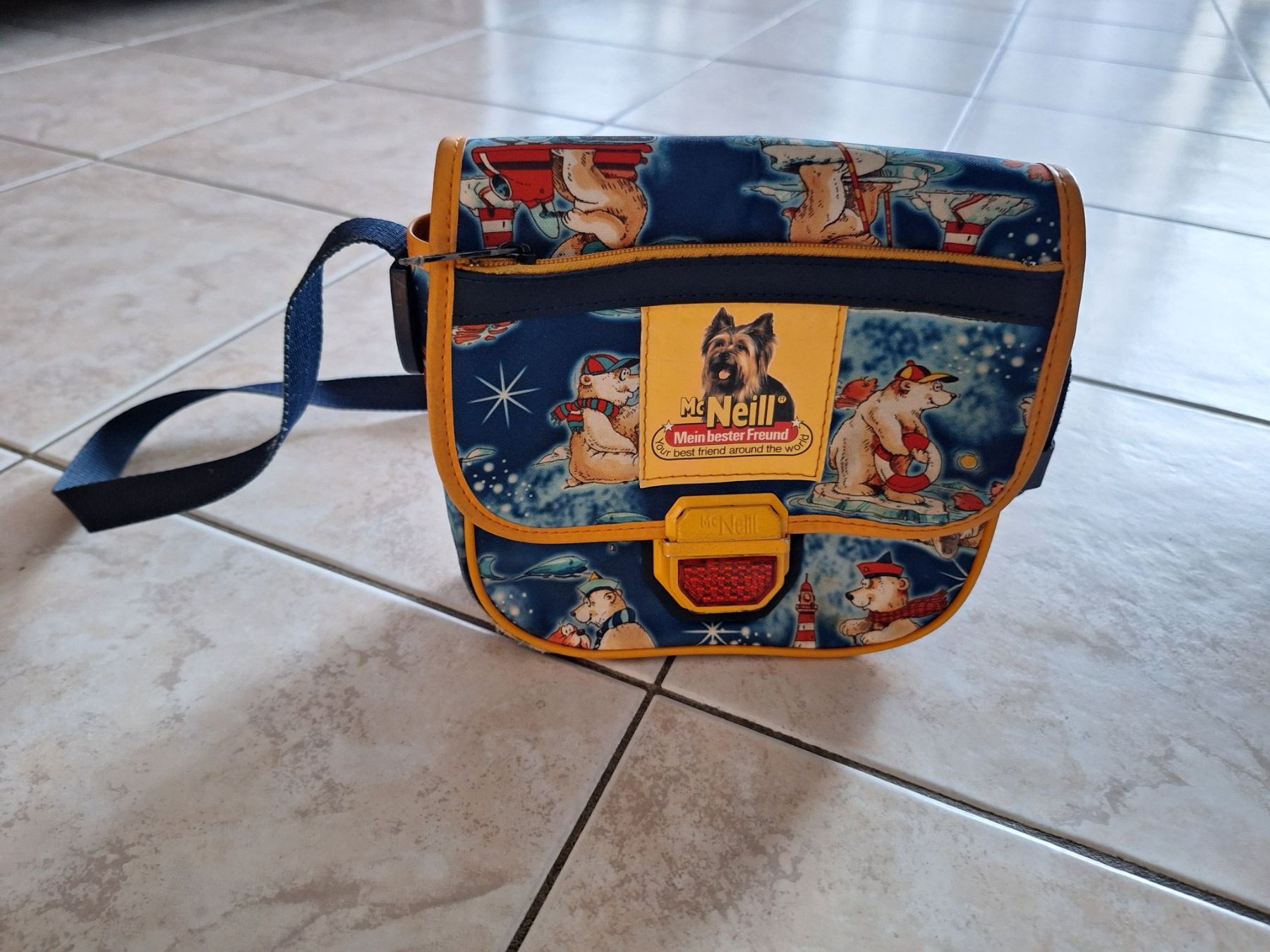 Mc Neill Kindertaschen: Kindergartentasche McNeill mit Eisbären-Motiv – Gebraucht aus Starrkirch-Wil von Mambostar