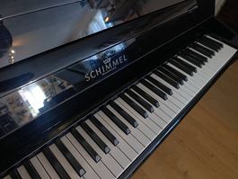 Klavier Schimmel