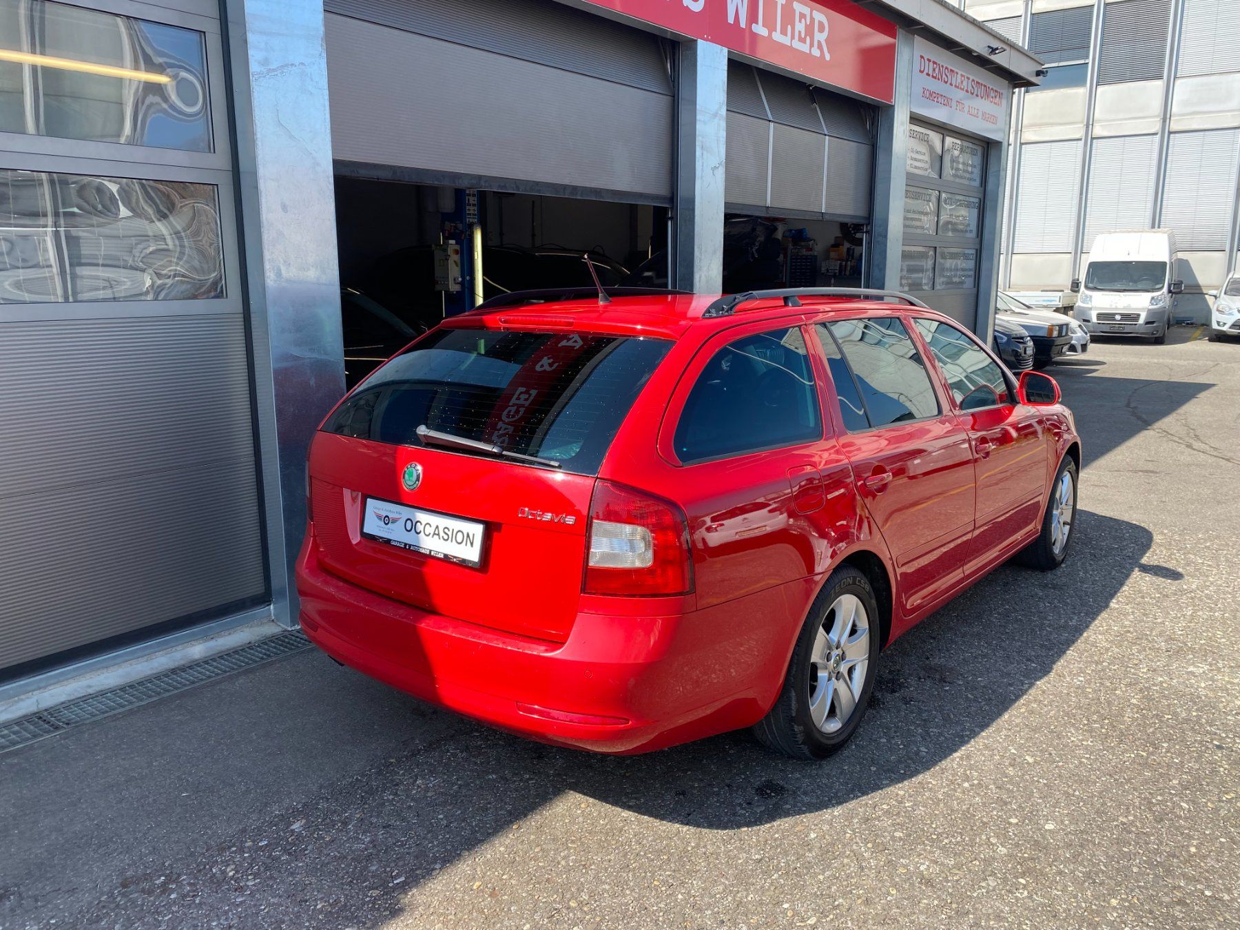 Skoda Automobili: SKODA Octavia Combi 1.4 TSI Ambiente DSG – Usato da Biel/Bienne venduto da AS24 4