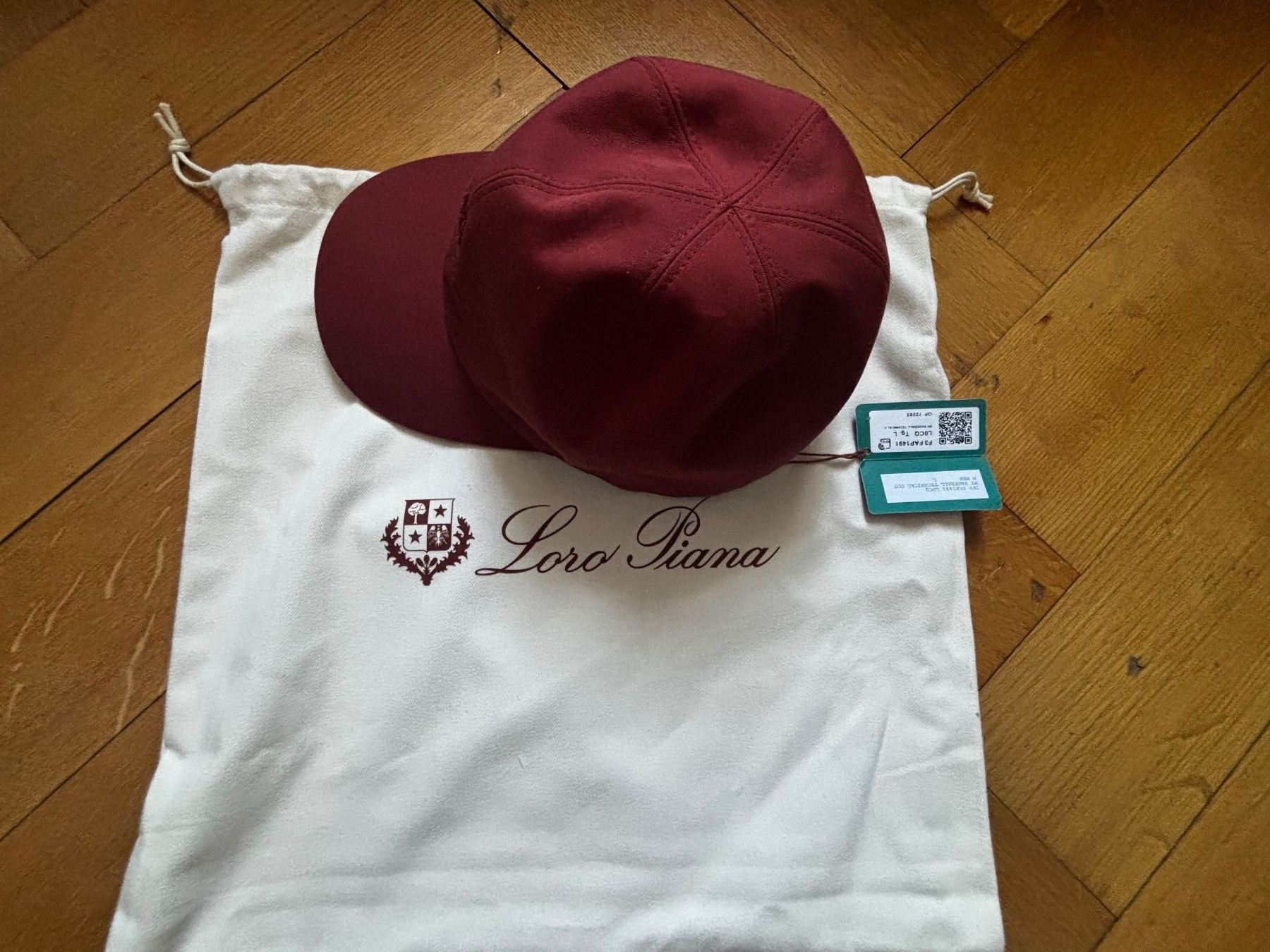 Loro Piana Hüte, Mützen & Caps: Loro Piana Baseballkappe Mit Logo – Neu und originalverpackt aus Wollerau von mik_g7hc 2