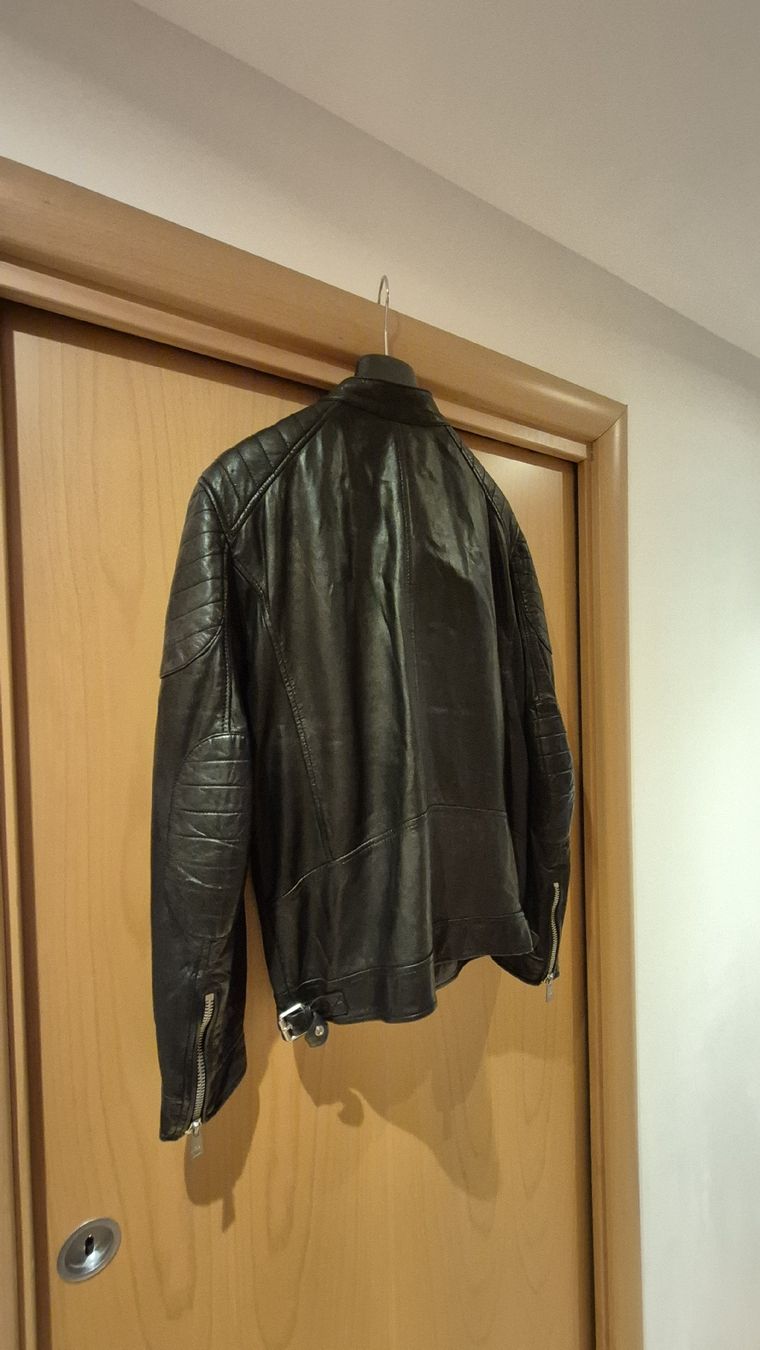 Giacche: Giacca Biker taglia 50 pelle nera – Usato da Genestrerio venduto da RUSTY_VIK 5