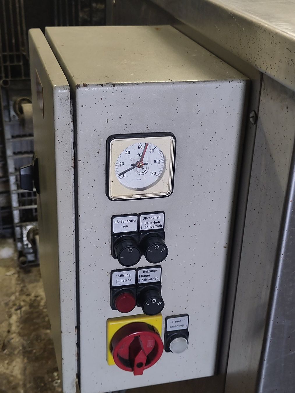 Toutes les machines: Ultraschall Typ KKS 500 1994 – D'occasion à Meggen par bccs 4