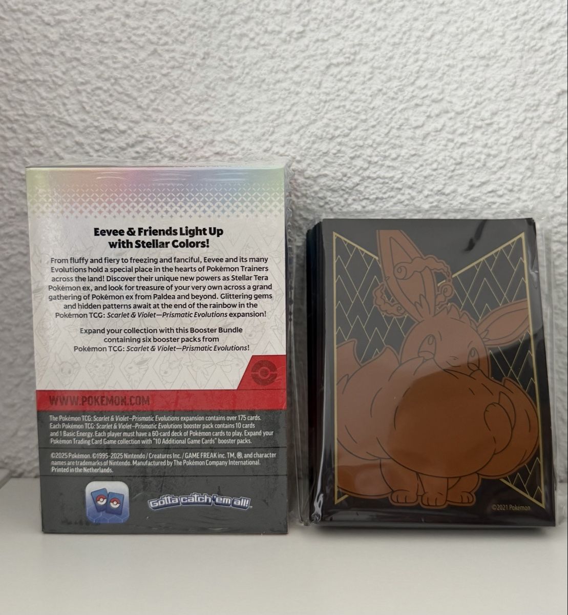Pokémon Carte collezionabili: Pokemon: Prismatic Evolutions Booster Bundle EN & Sleeves – Nuovo e nell'imballaggio originale da Berg TG venduto da Jasin_97 1
