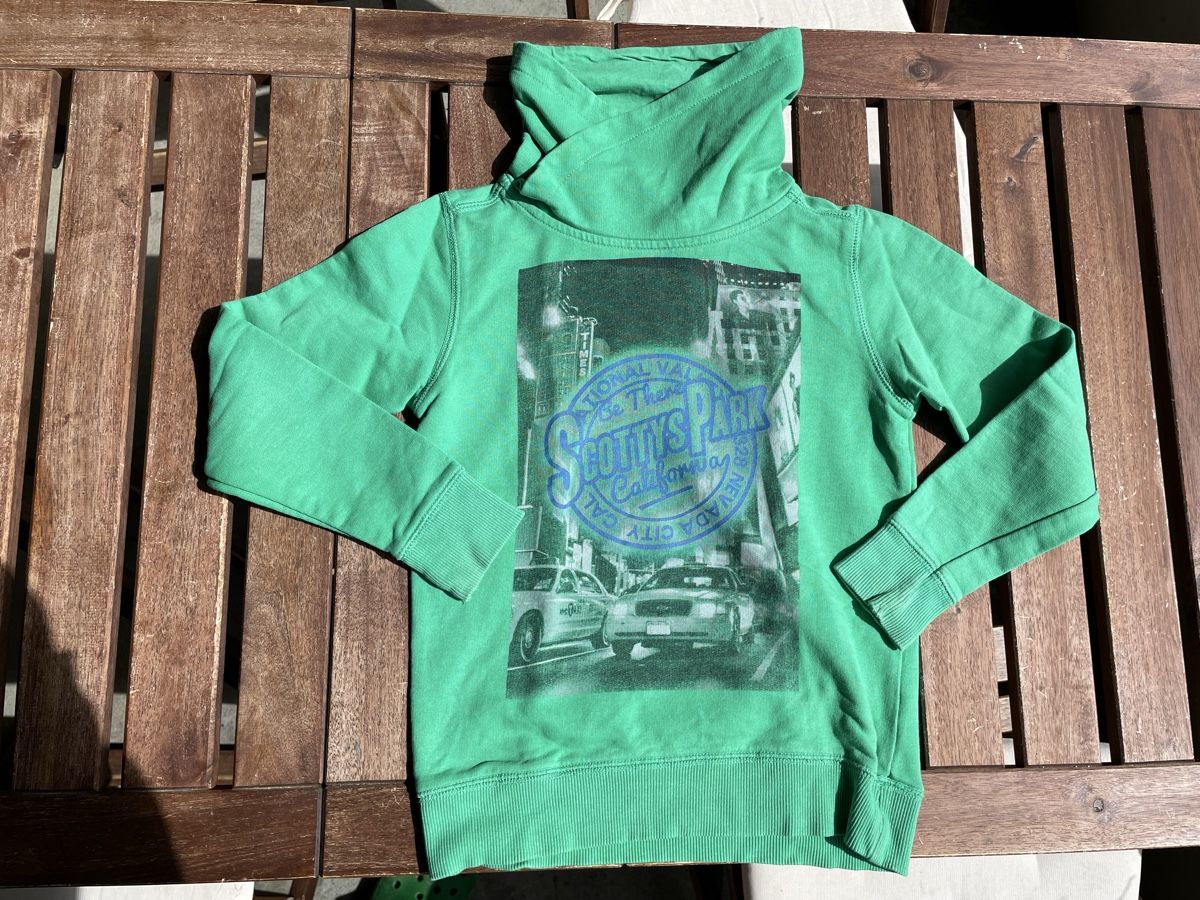 We Pullover & Sweatshirts: WE Sweatshirt grün Gr. 134/140 – Gebraucht aus Bern von brup 1