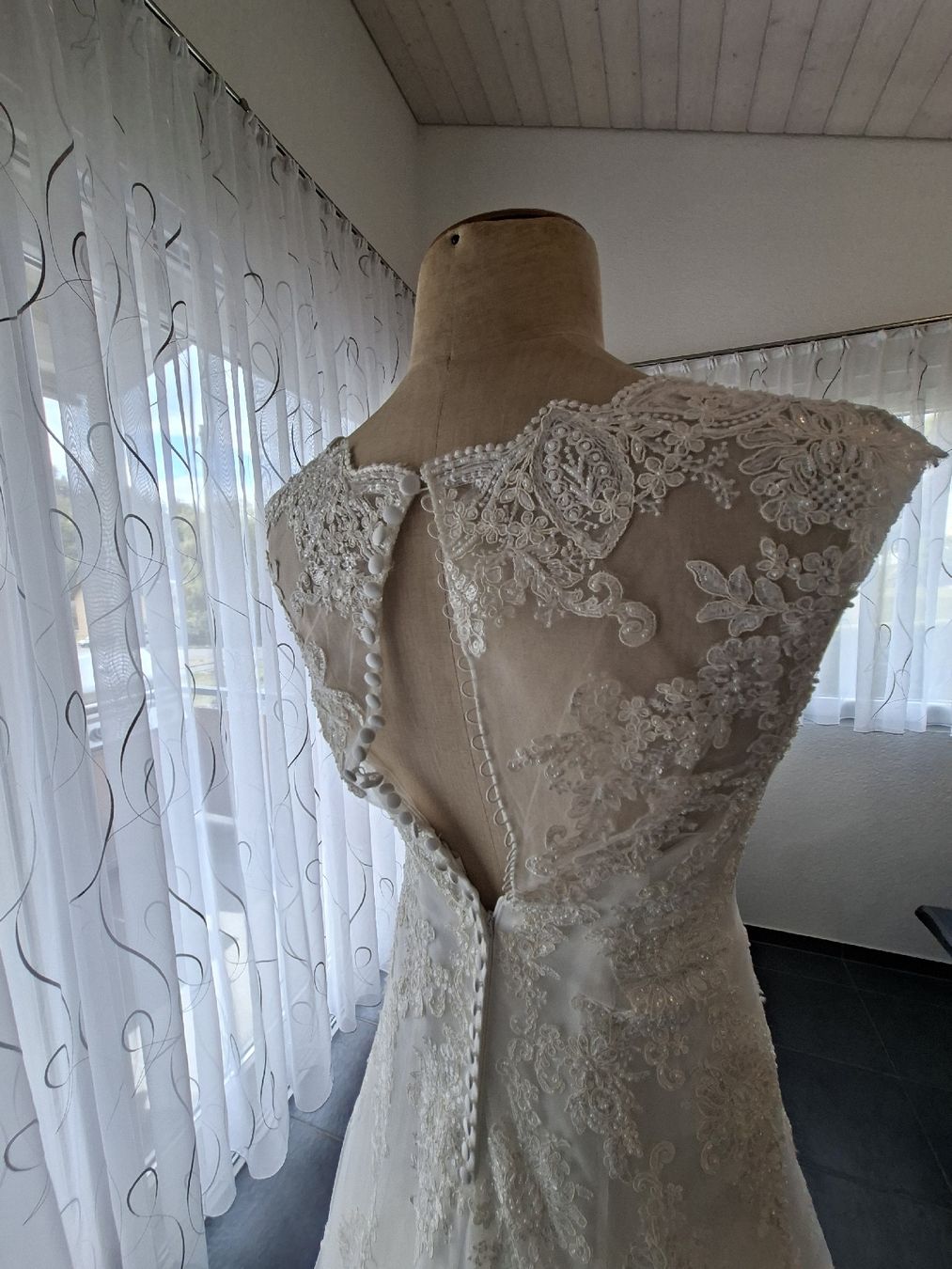 Vestiti: Brautkleid – Nuovo (secondo la descrizione) da Mettau venduto da fre_d6bl 2